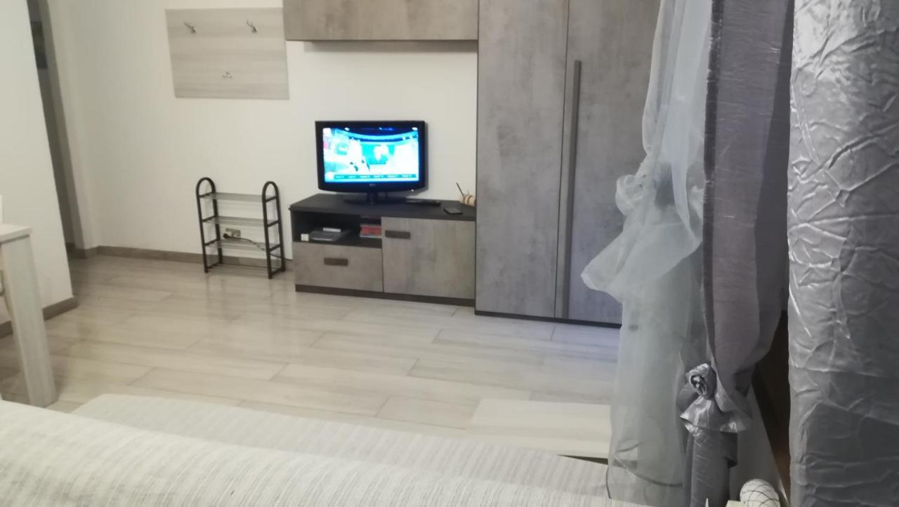 Miriamare Apartment อัลบิสโซลามารินา ภายนอก รูปภาพ