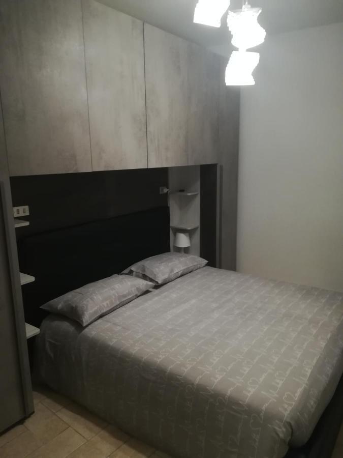 Miriamare Apartment อัลบิสโซลามารินา ภายนอก รูปภาพ